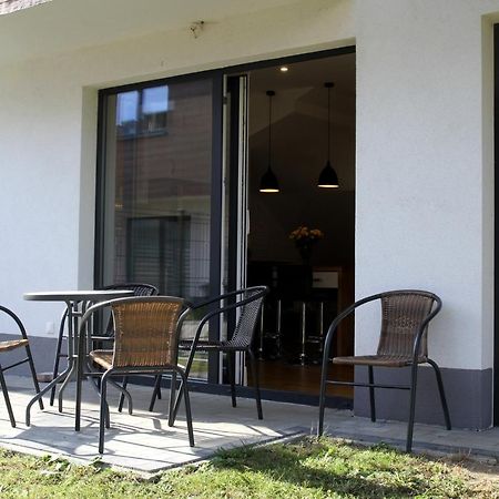 Apartamento Lawendowy Zakatek - Klimatyzacja - Ogrodek - Prywatny Parking Rzeszów Exterior foto