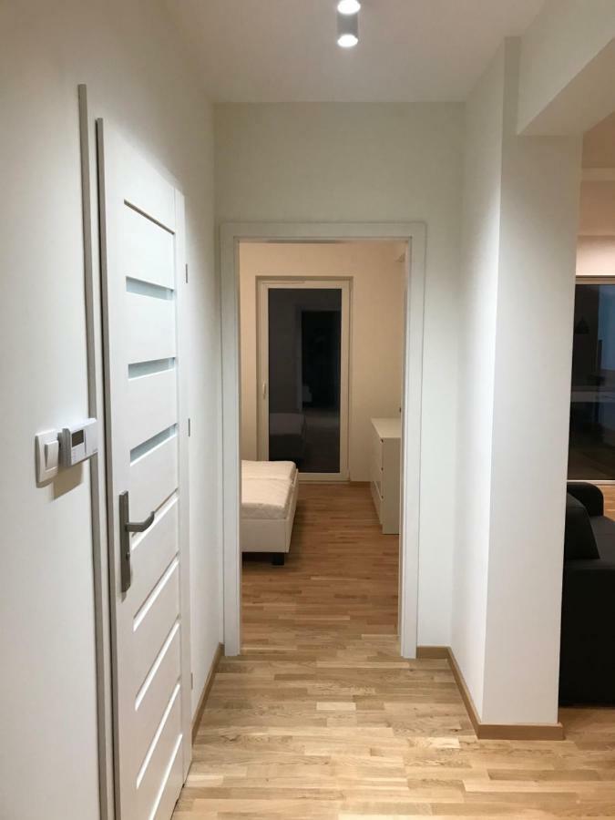 Apartamento Lawendowy Zakatek - Klimatyzacja - Ogrodek - Prywatny Parking Rzeszów Exterior foto