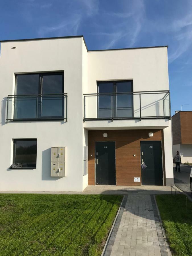 Apartamento Lawendowy Zakatek - Klimatyzacja - Ogrodek - Prywatny Parking Rzeszów Exterior foto